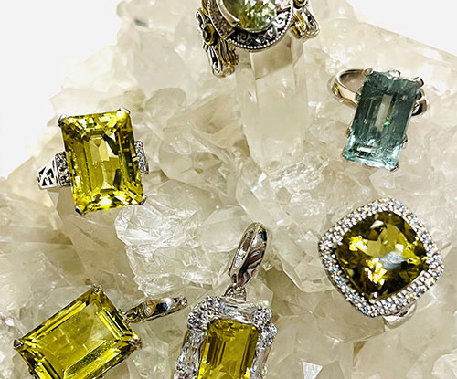 Brilliant Gems & Opals